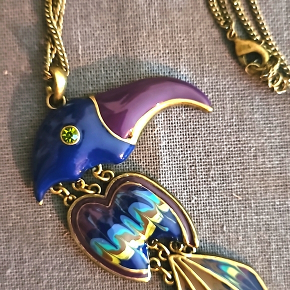 Brass & enamel toucan long necklace blue purple - Picture 6 of 6